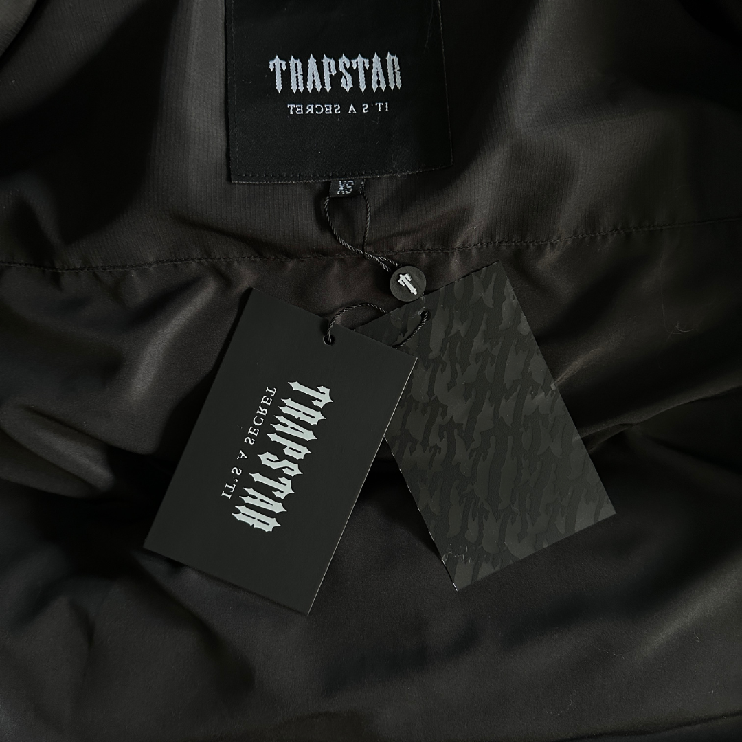 Total Black 2022 Decoded Hooded Puffer Jacket