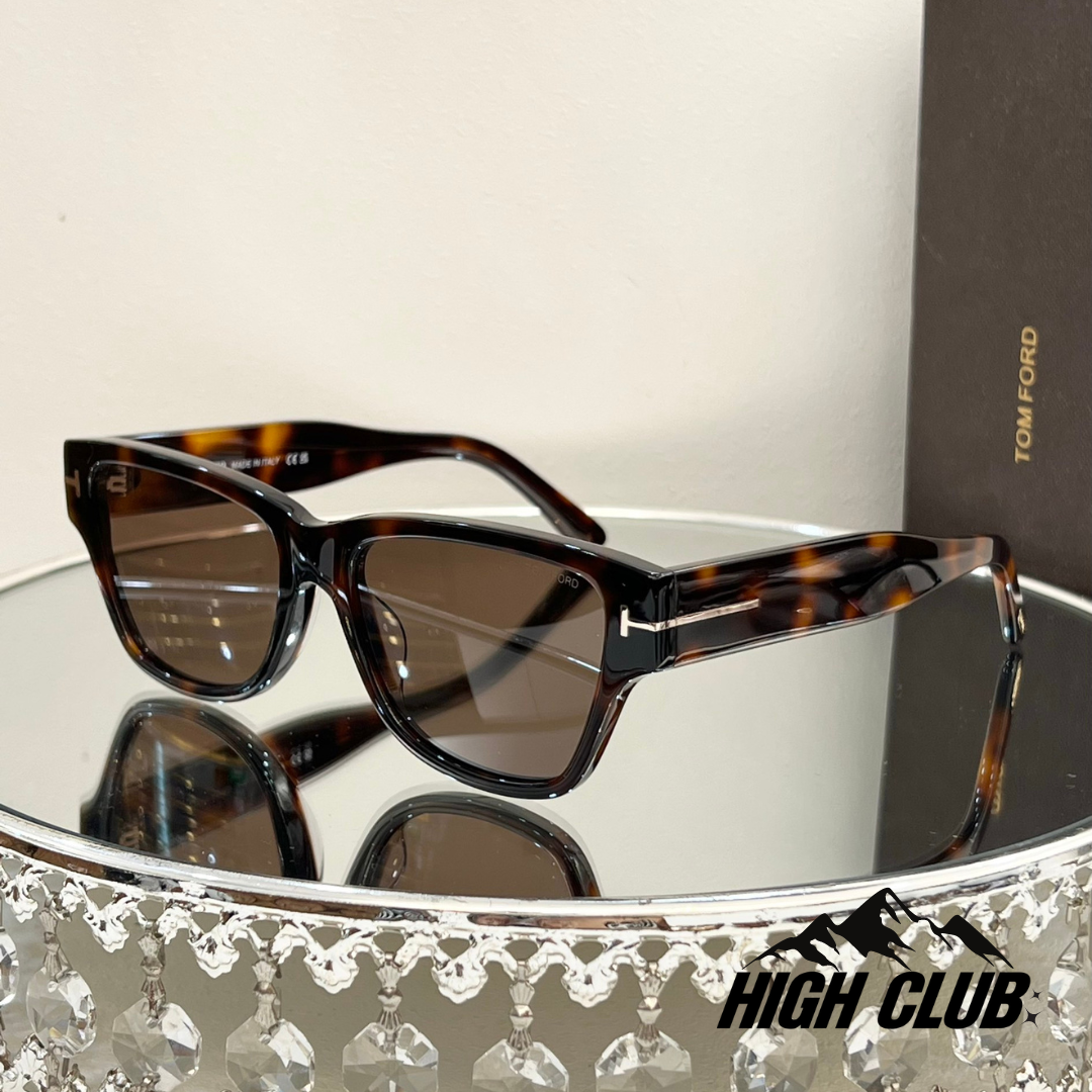 "Gleam & Glam" - 5878