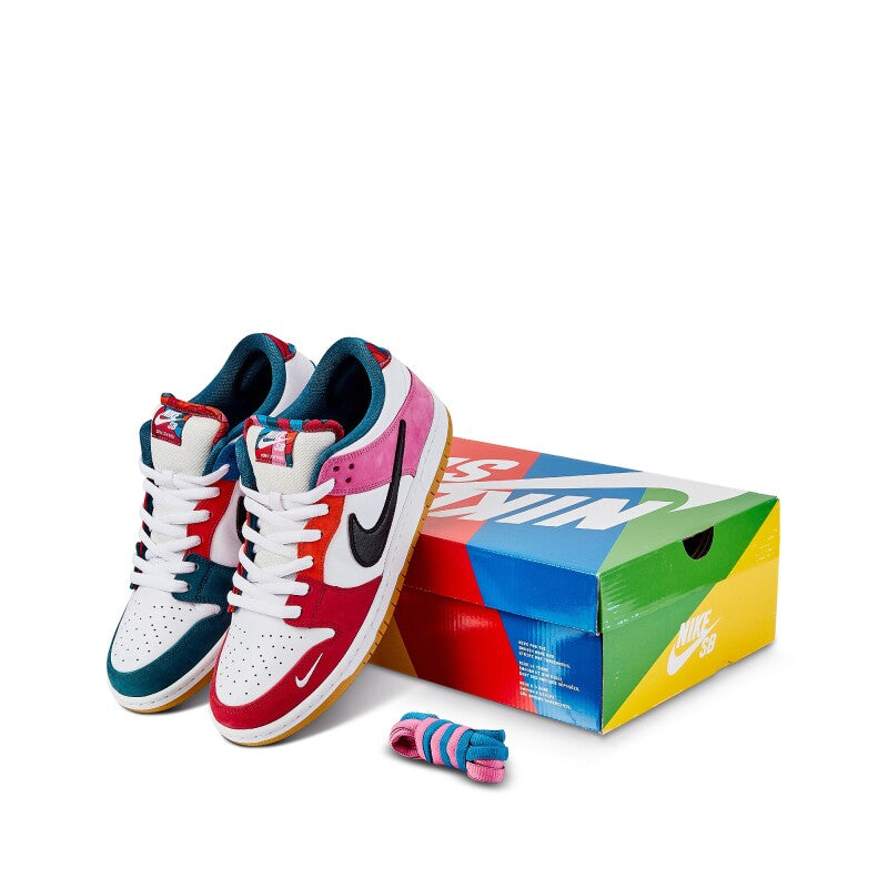 x Parra Friends & Family Pro Qs