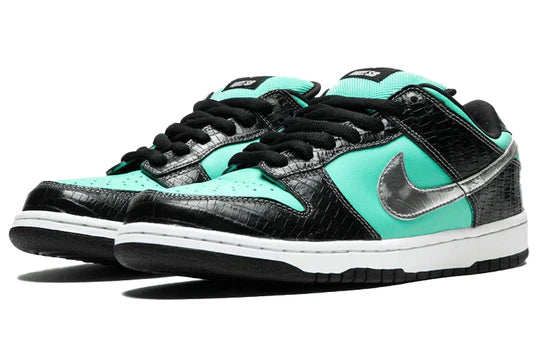 x N1ke Diamond Supply Co. 'Tiffany'