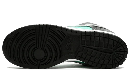 x N1ke Diamond Supply Co. 'Tiffany'