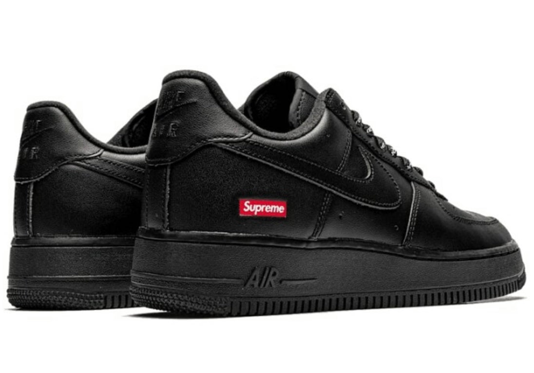 x Supreme - Black