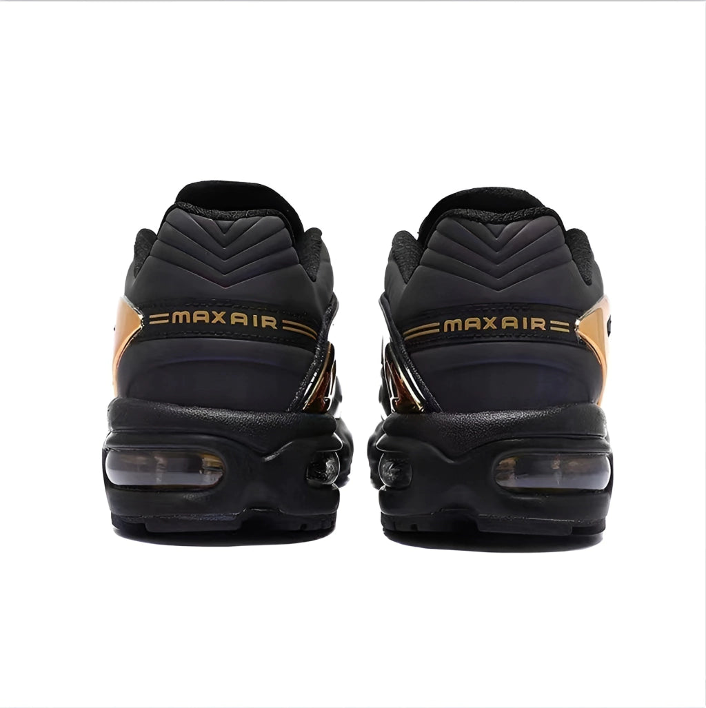 "Black/Gold"