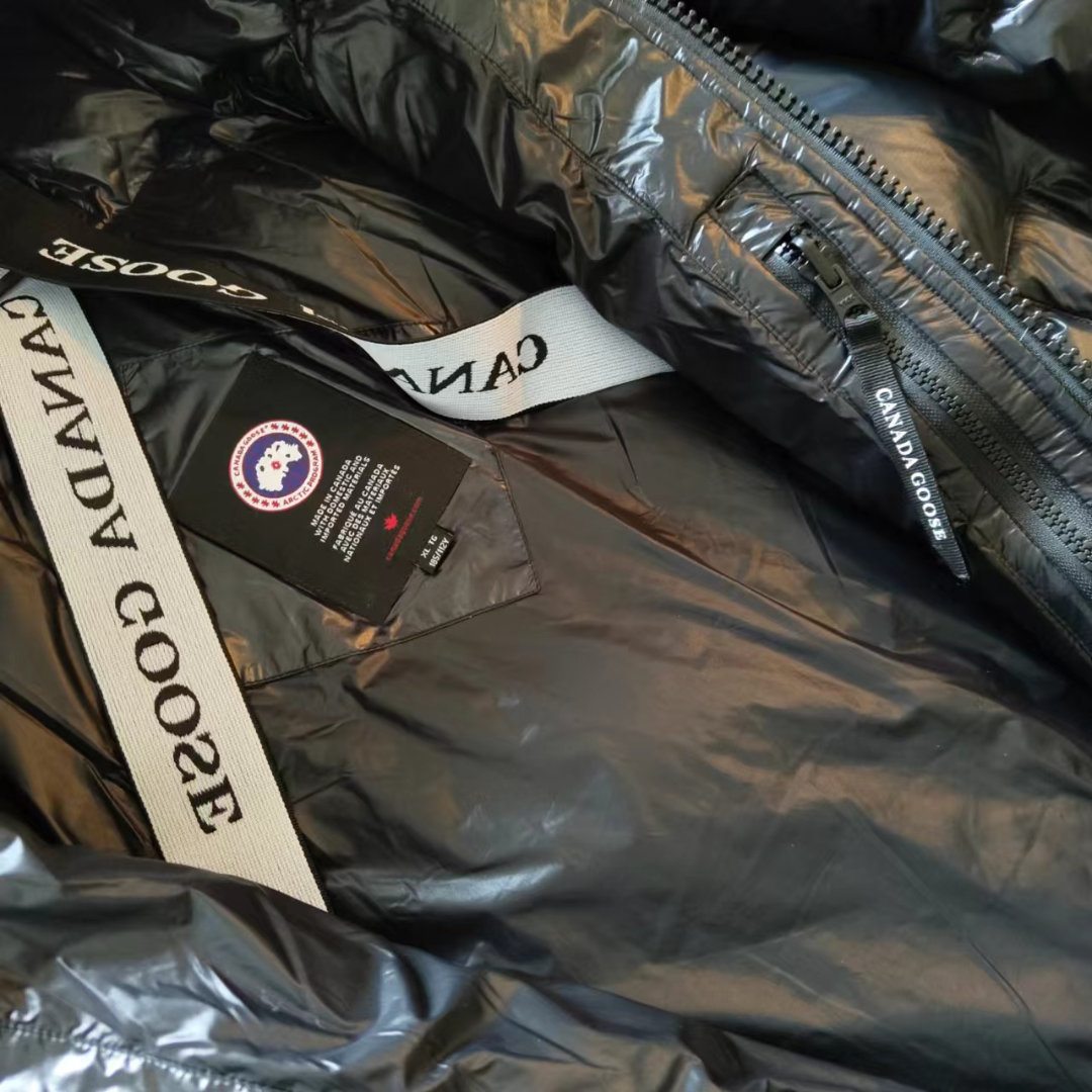 Black/ Black Label Crofton 2252M Hooded Puffer Jacket