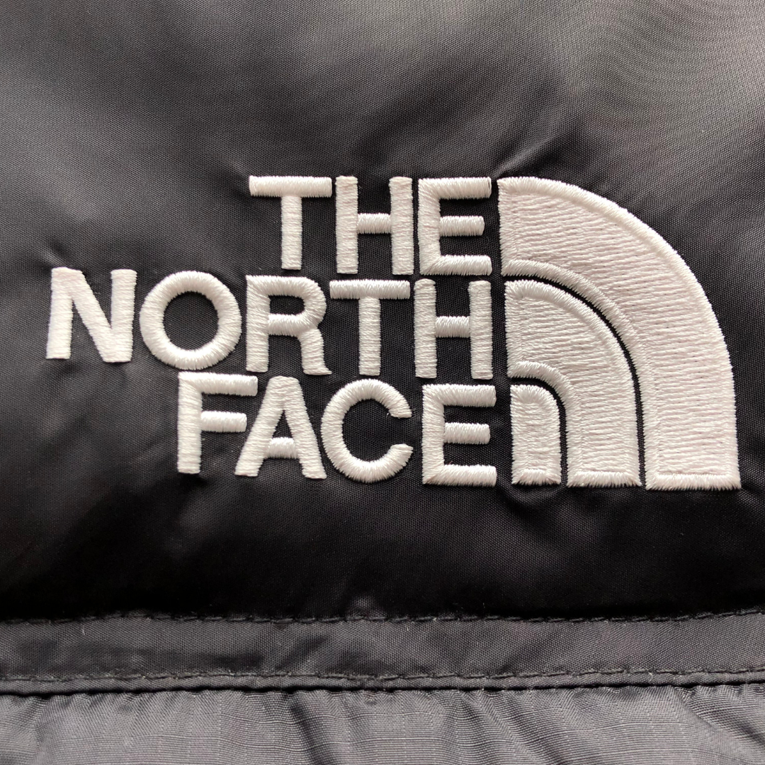 Classic Black 700 Puffer Jacket With Detachable Hood