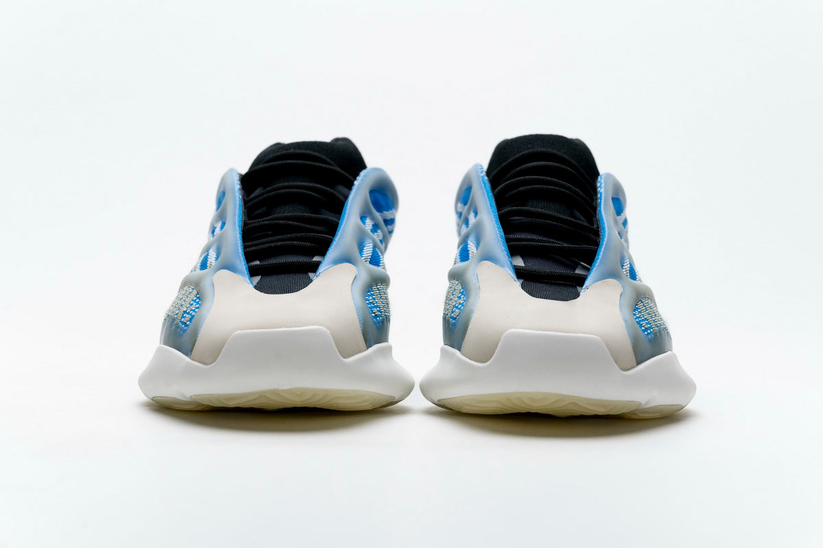 700 V3 “Azareth” UV Sensitive