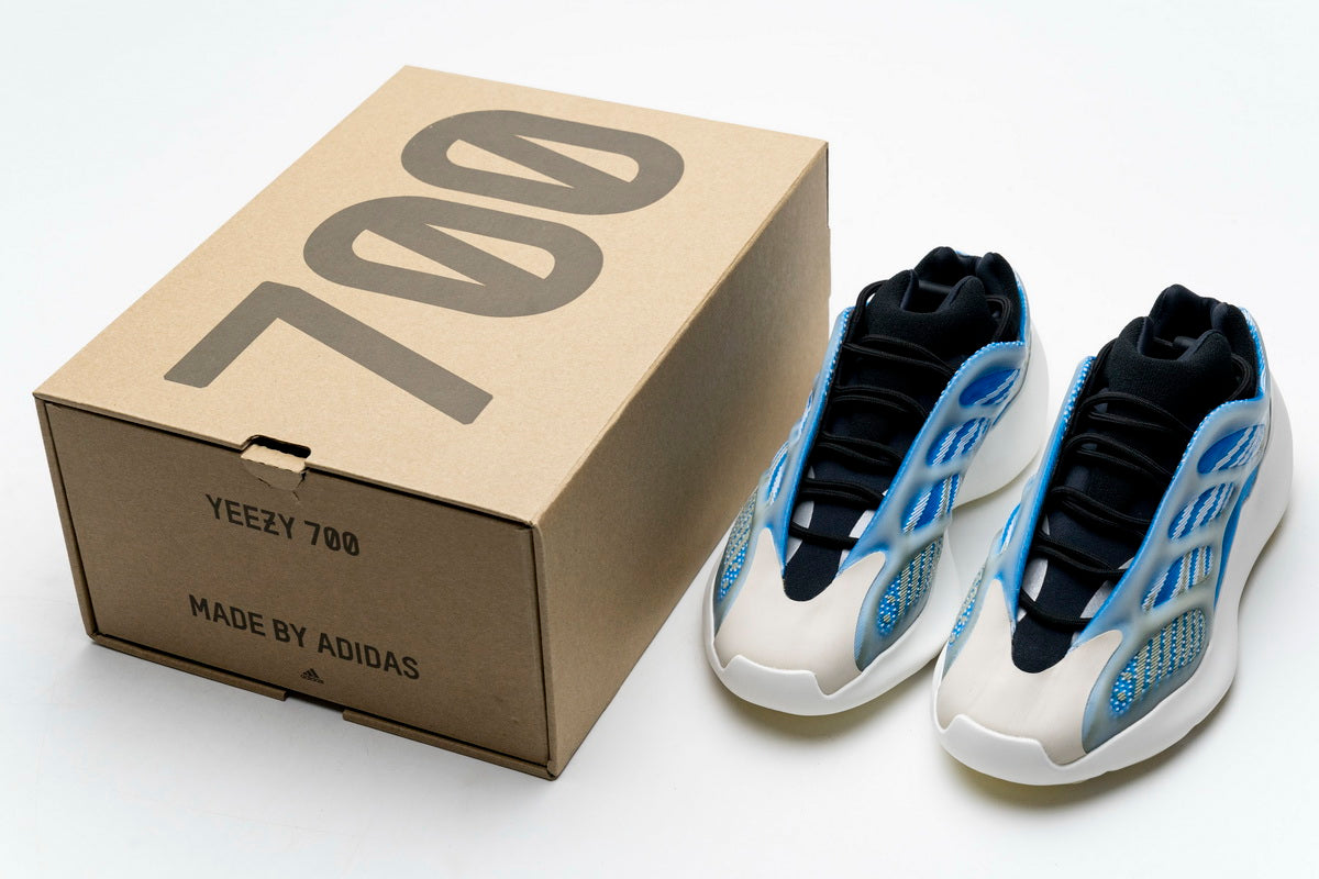 700 V3 “Azareth” UV Sensitive