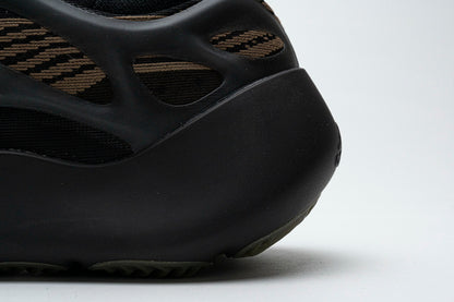 700 V3 “Eremiel” UV Sensitive