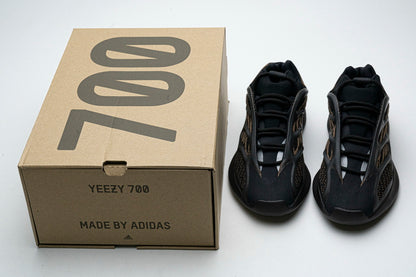 700 V3 “Eremiel” UV Sensitive