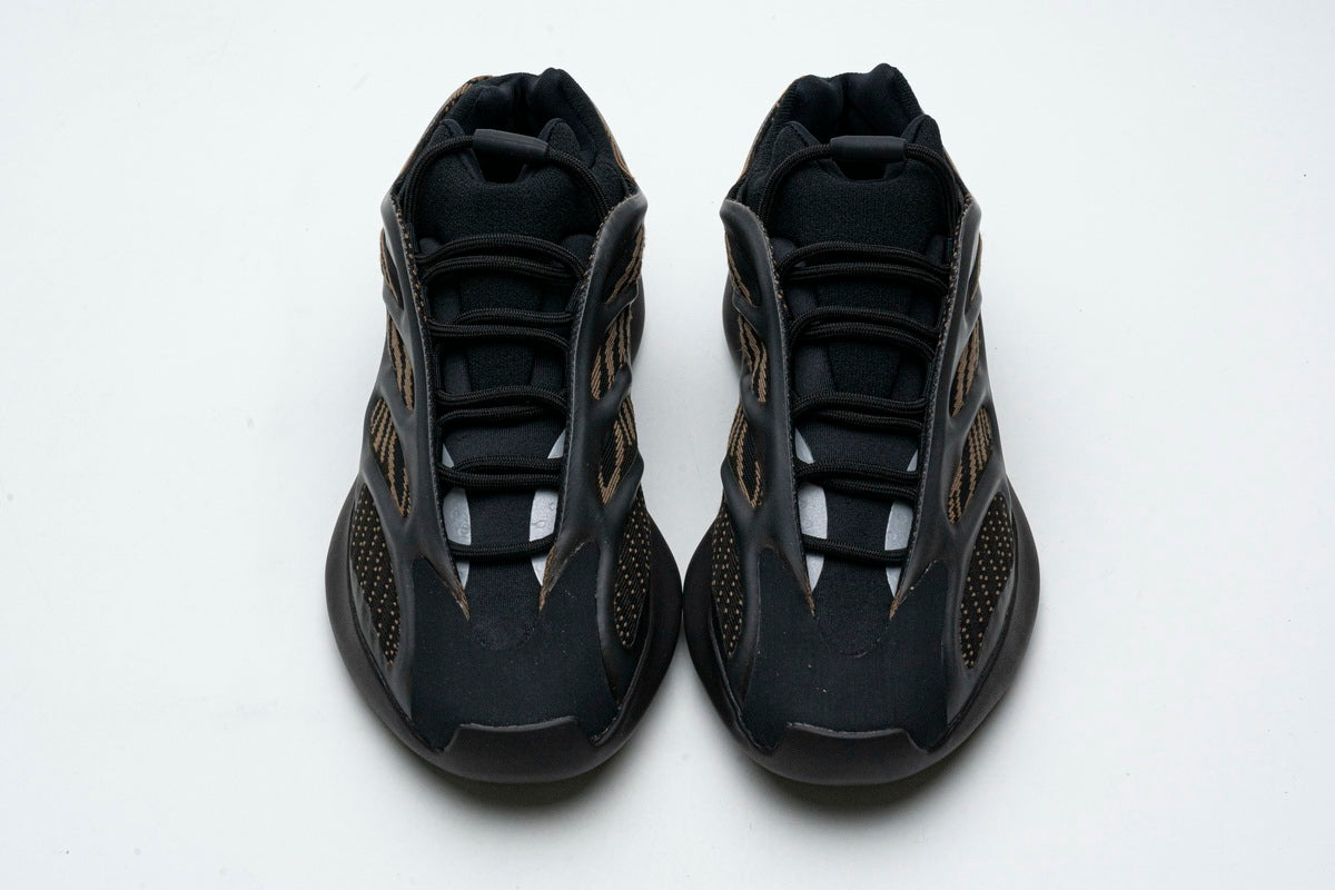 700 V3 “Eremiel” UV Sensitive