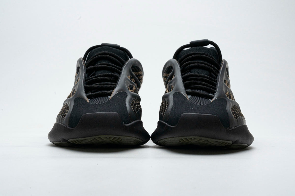 700 V3 “Eremiel” UV Sensitive