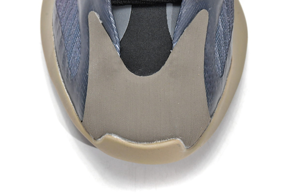 700 V3 “Fade Carbon” UV Sensitive