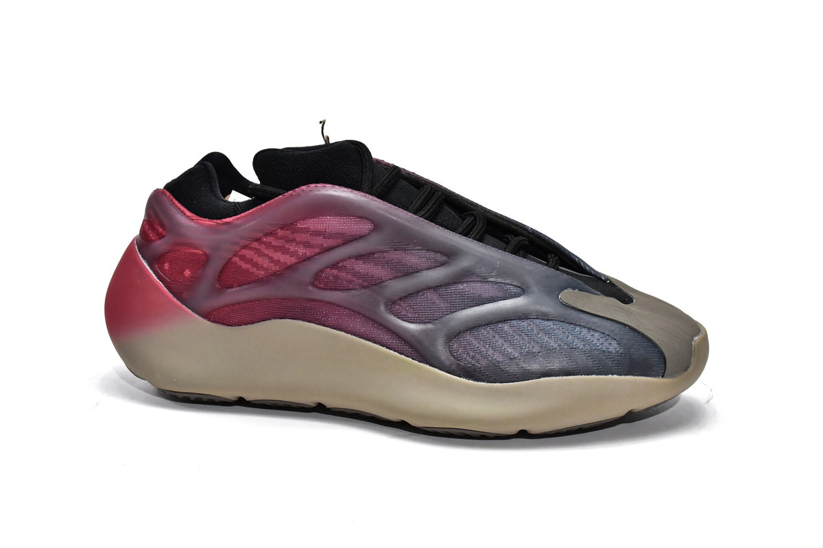 700 V3 “Fade Carbon” UV Sensitive