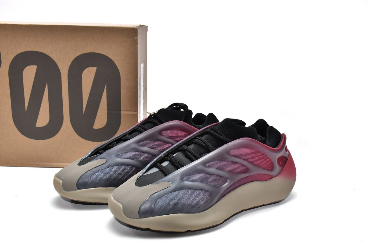 700 V3 “Fade Carbon” UV Sensitive