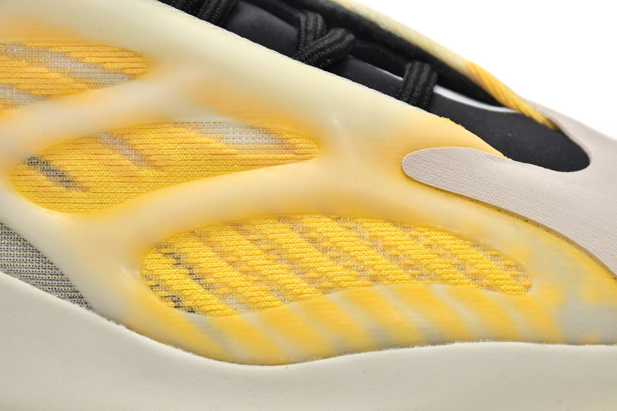 700 V3 “Mono Safflower” UV Sensitive