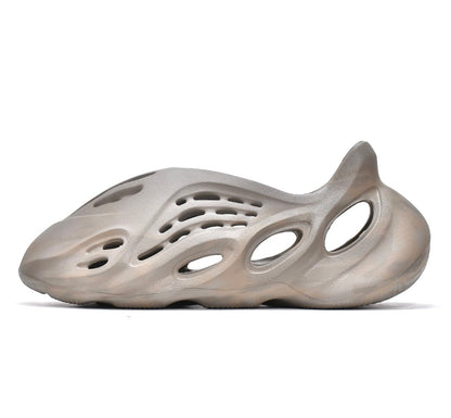 FM Runner “Stone Sage”