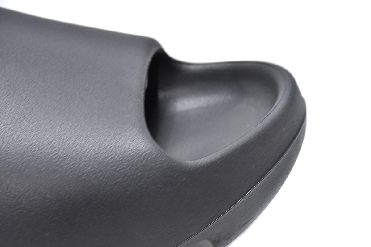 Slides “Onyx” HQ6448