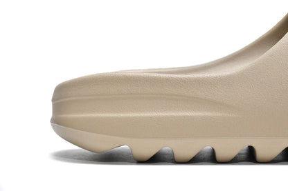 Slides “Pure” (Rice Brown) GW1934