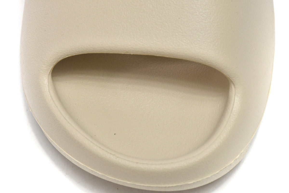 Slides “Bone Beige” FZ5897