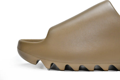 Slides “Core” (Coffee Ash) FV8425