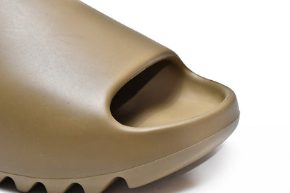 Slides “Core” (Coffee Ash) FV8425