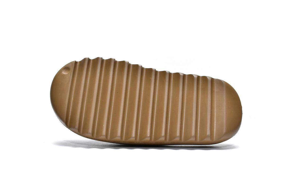 Slides “Core” (Light Brown) G55492