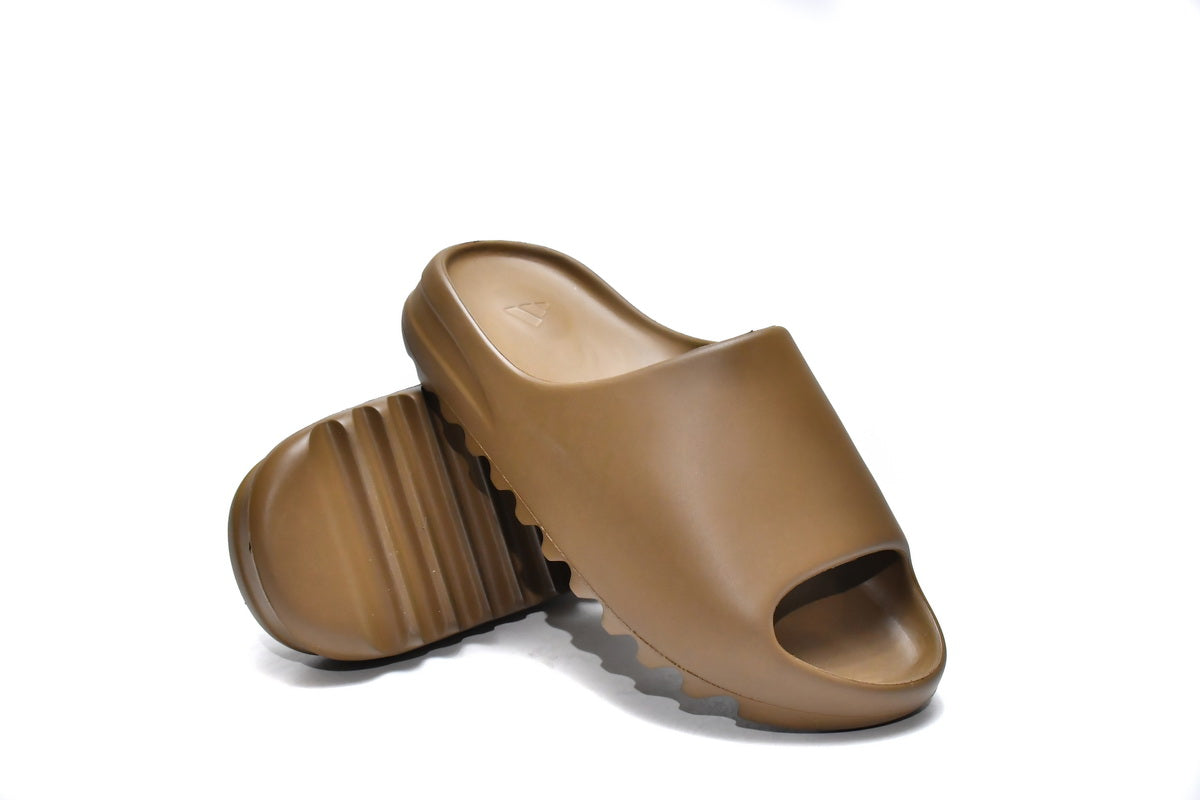 Slides “Core” (Light Brown) G55492