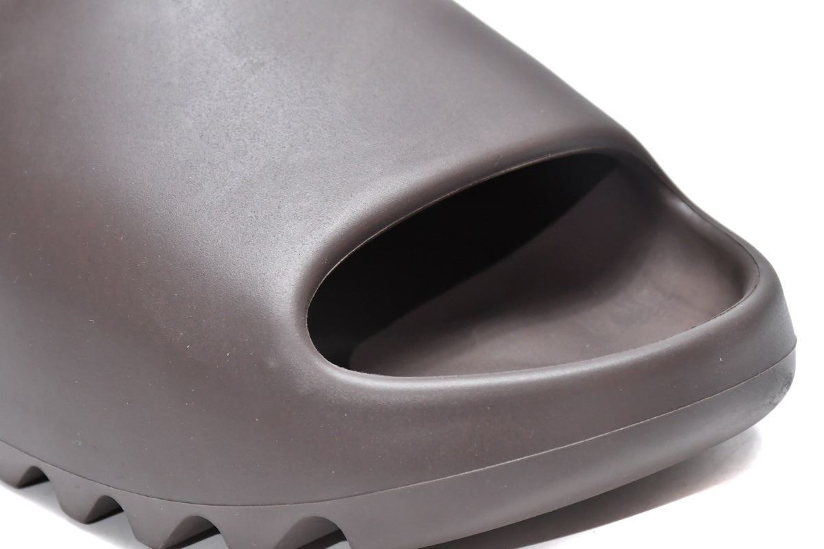 Slides “Soot” G55495