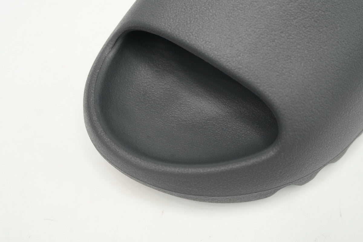 Slides “Slate Grey” ID2350