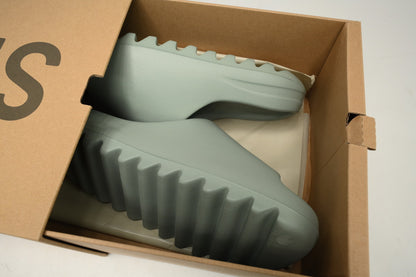 Slides “Salt” ID5480