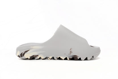 Slides “Enflame Oil” GZ5553