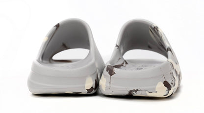 Slides “Enflame Oil” GZ5553