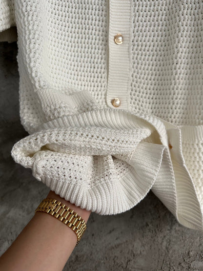 Knitted White/Green-Gold Pearl Buttons