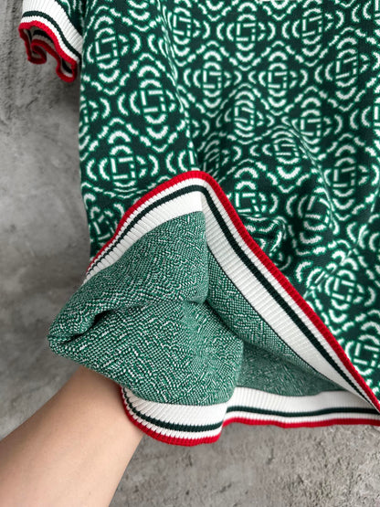 Knitted Green Pattern