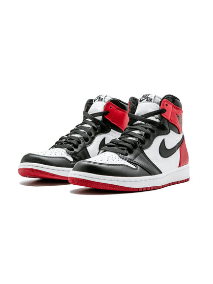 Retro High OG "Black Toe"