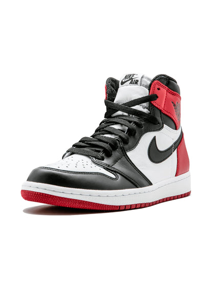 Retro High OG "Black Toe"