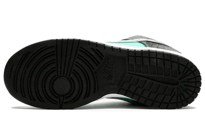 x N1ke Diamond Supply Co. 'Tiffany'