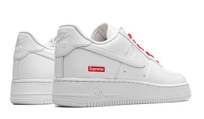 x Supreme - White