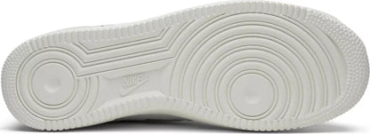 x Off White "ComplexCon"