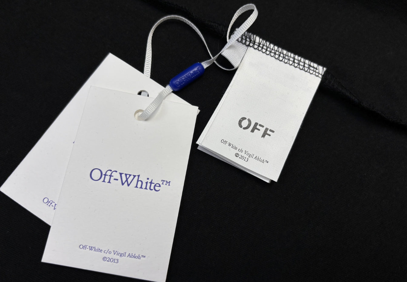 Double Moon Arrow 23FW - Black