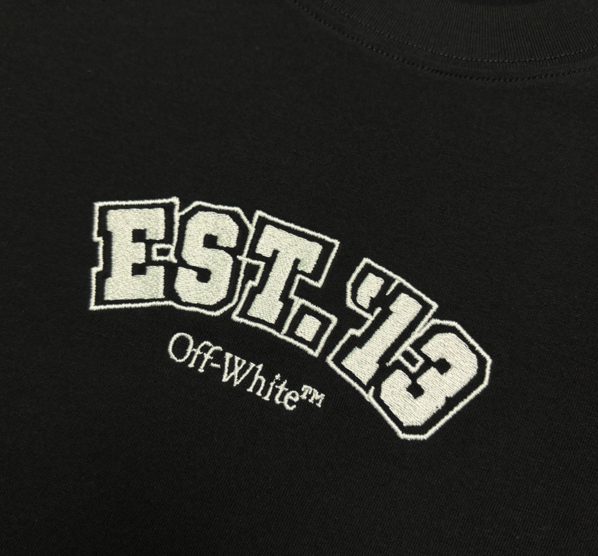 Logic 23FW - Black