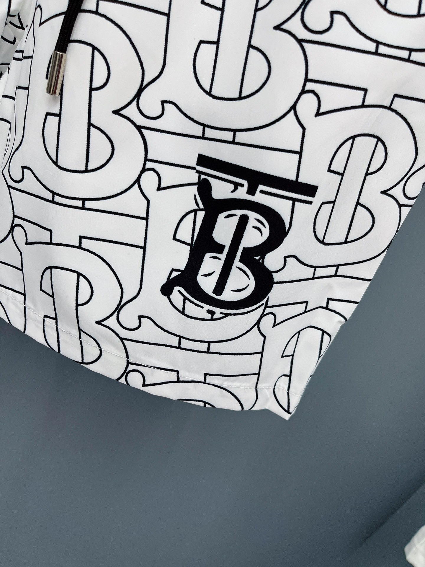 TB Pattern - Black/White