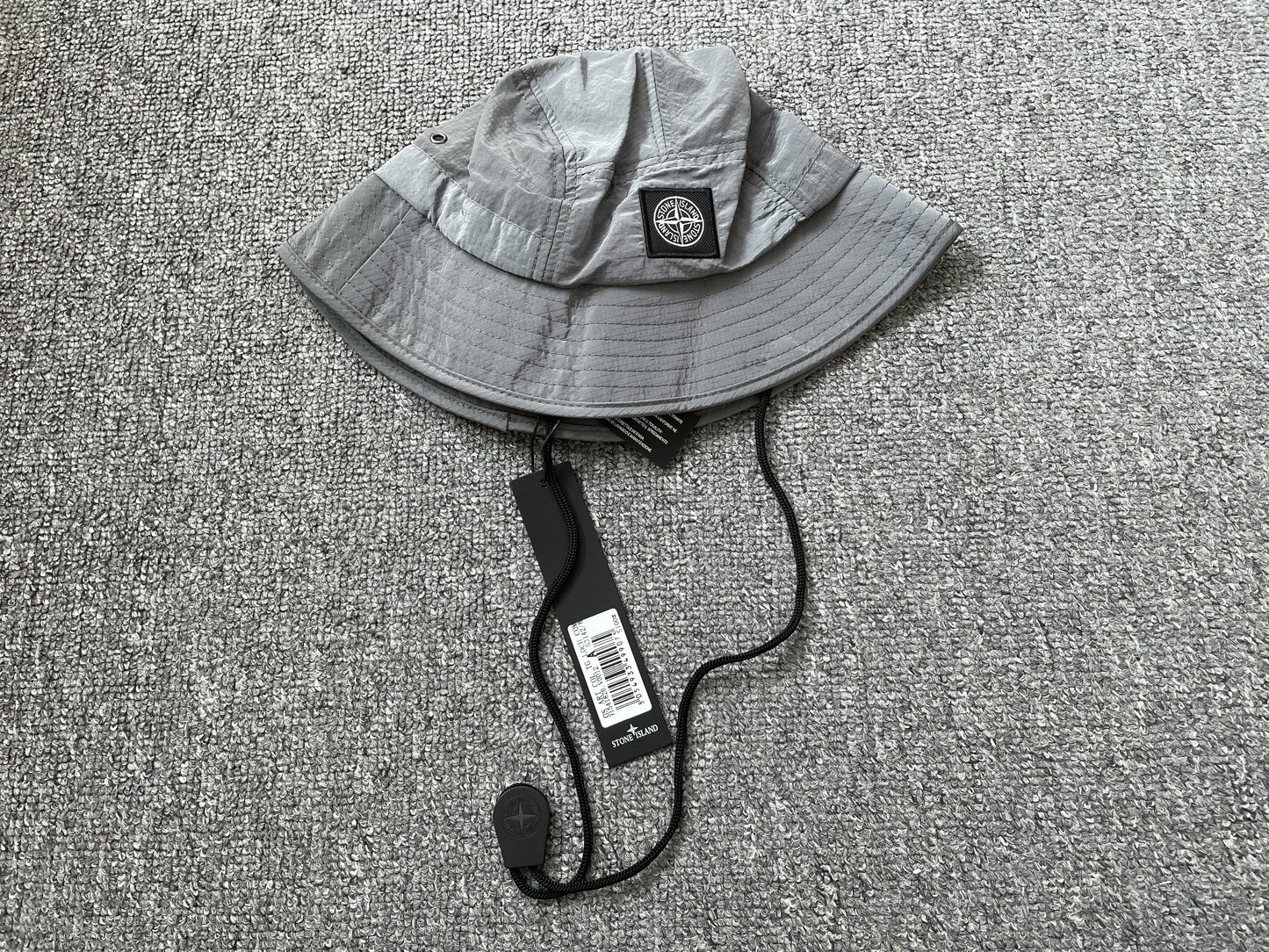 Nylon type Box Logo Bucket-Hat