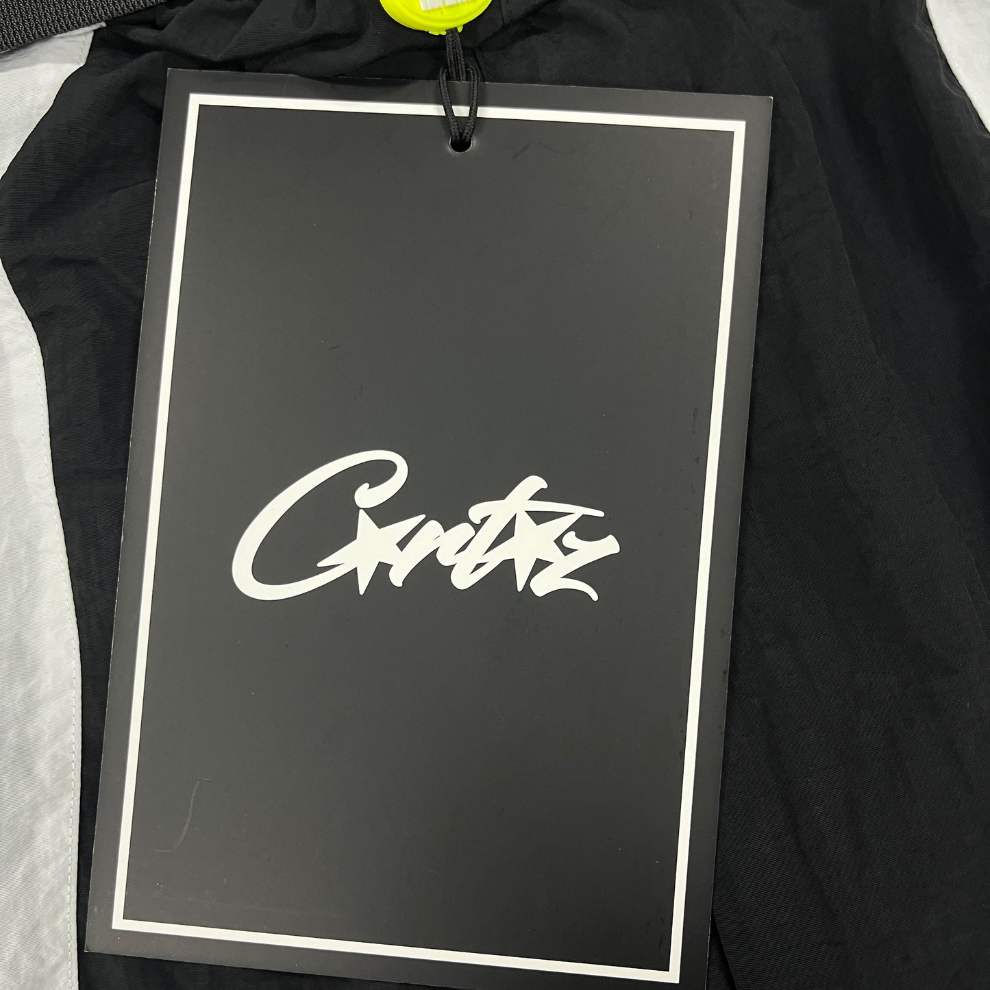 Alcatraz Sun & Rain Black/White Shorts