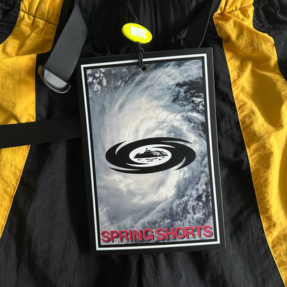 Alcatraz Sun & Rain Black/Yellow Shorts