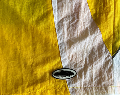 Alcatraz Sun & Rain White/Yellow Shorts