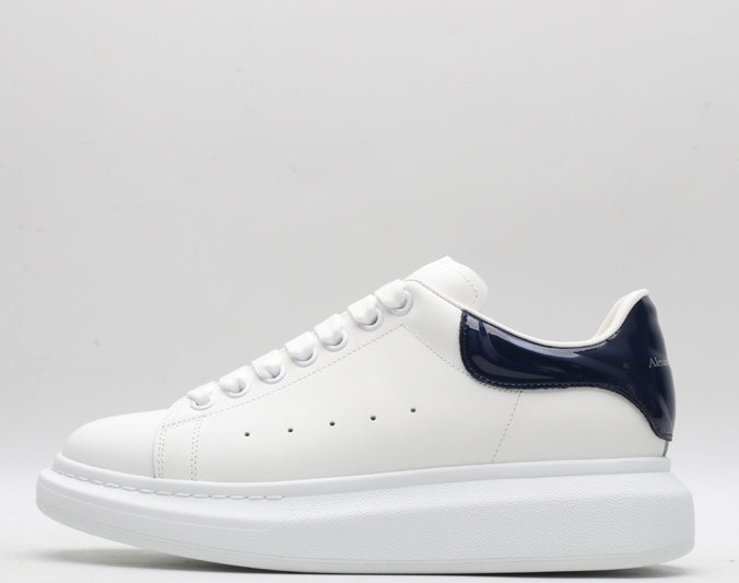 White / Shiny Blue Tail