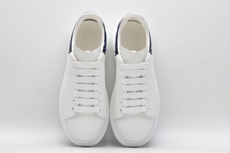 White / Shiny Blue Tail