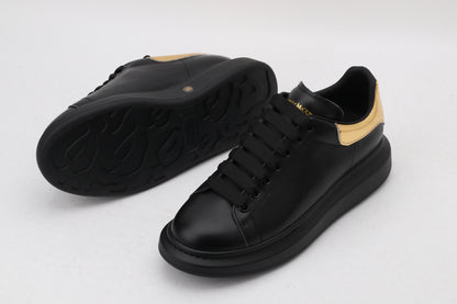 All Black / Gold Tail