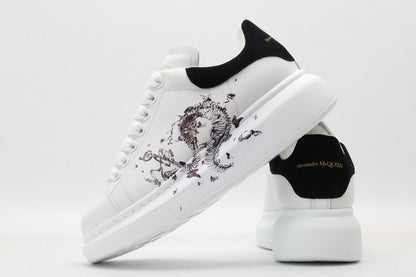 White / Black - Butterflies